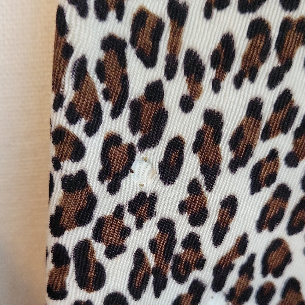 Chic Cache Cream Diamond (faux) & Leopard Accent Blazer & Skirt 2 Piece Set - Picture 4 of 16